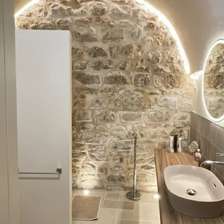 아파트 Design E Relax A Scicli, Cortile Privato, Ac 시클리