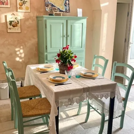 Appartement Design E Relax A Scicli, Cortile Privato, Ac