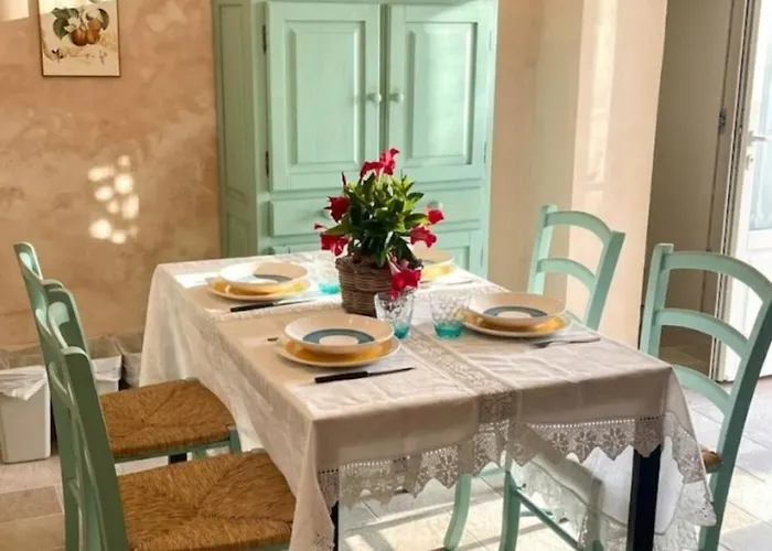 Appartement Design E Relax A Scicli, Cortile Privato, Ac